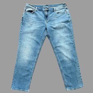 NWOT Old Navy Mid-Rise Wow Boyfriend Straight Jeans Size 14P